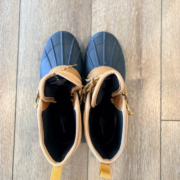 Universal Thread size 8 women's rain and snow boots - Picture 5 of 8